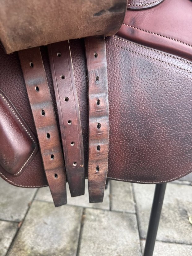 CWD 2gs skokové sedlo