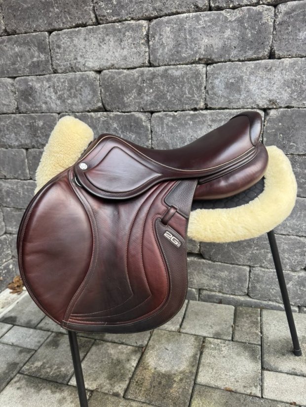 CWD 2gs skokové sedlo