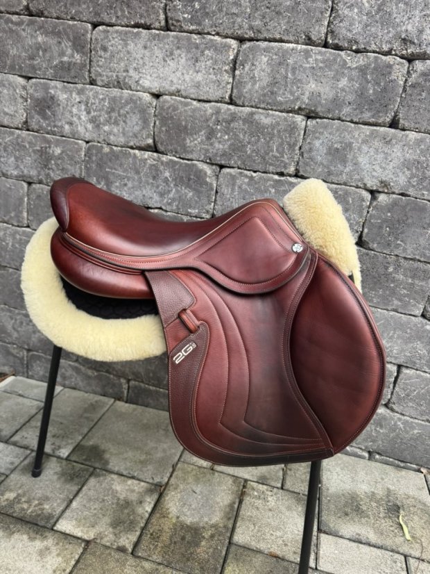 CWD 2gs skokové sedlo