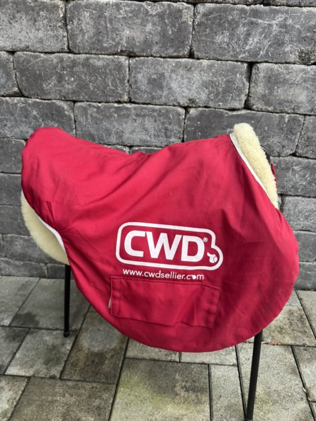 CWD 2gs skokové sedlo