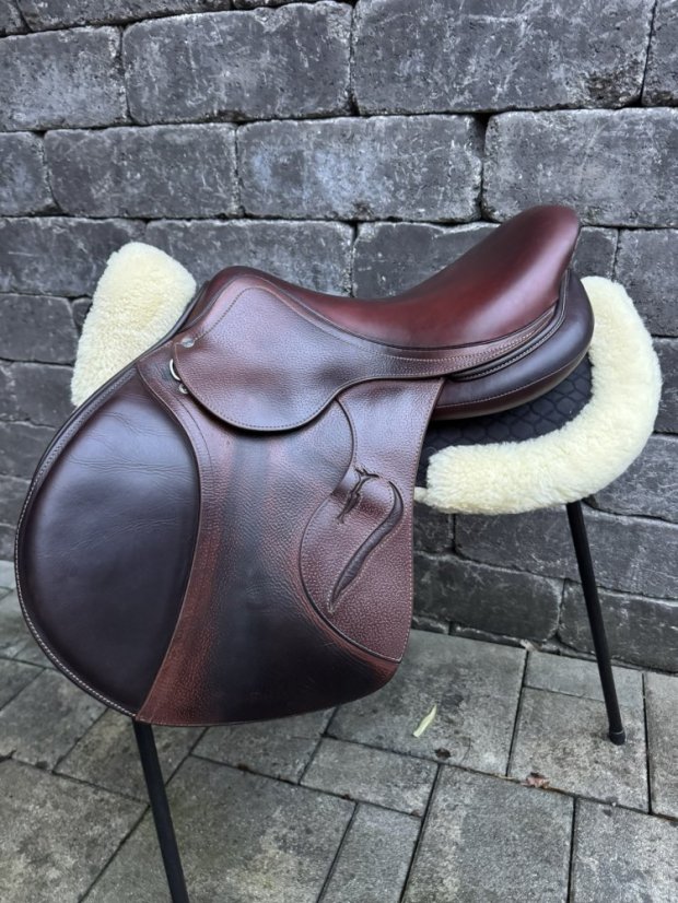 Skokové sedlo Antarés Connexion