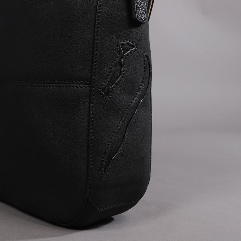 AB 106 BLACK 04